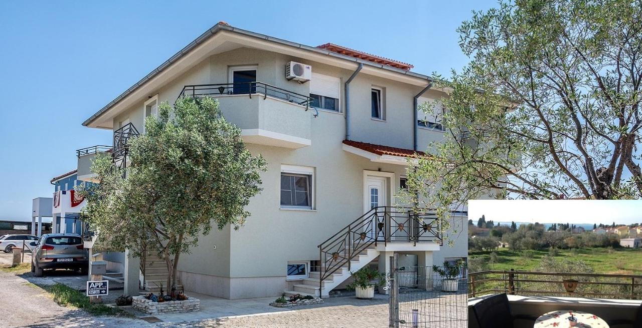 Apartments Lighthouse Fažana Exterior foto